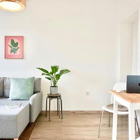 Neu I Moderne Zentrale Wohnung I Netflix I 4 Gaeste Andernach Ngoại thất bức ảnh