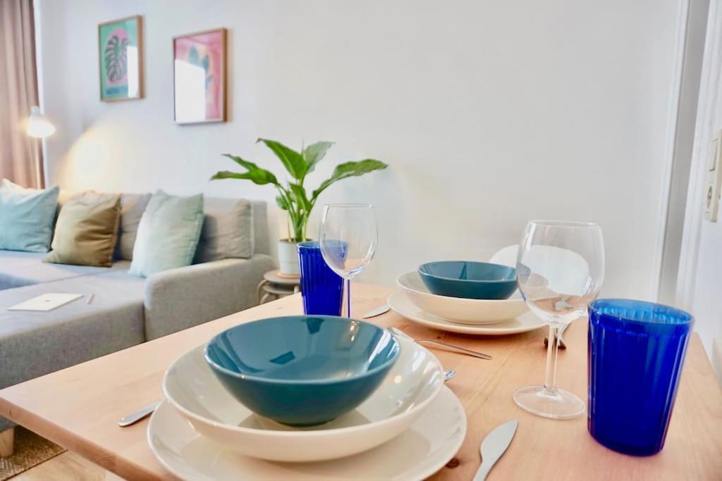 Neu I Moderne Zentrale Wohnung I Netflix I 4 Gaeste Andernach Ngoại thất bức ảnh